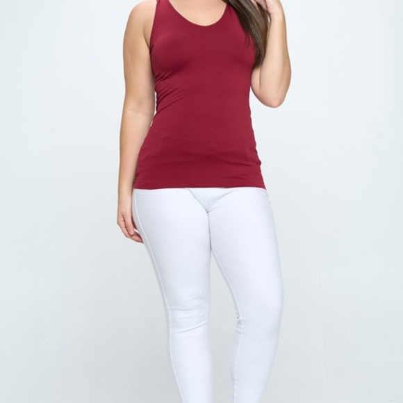 Plus Yelete Burgundy  V or U Neckline Reversible Seamless Tank - Picture 4 of 4